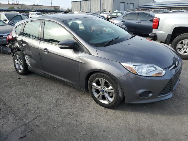 1FADP3K28EL139009 - 2014 FORD FOCUS SE GRAY photo 4