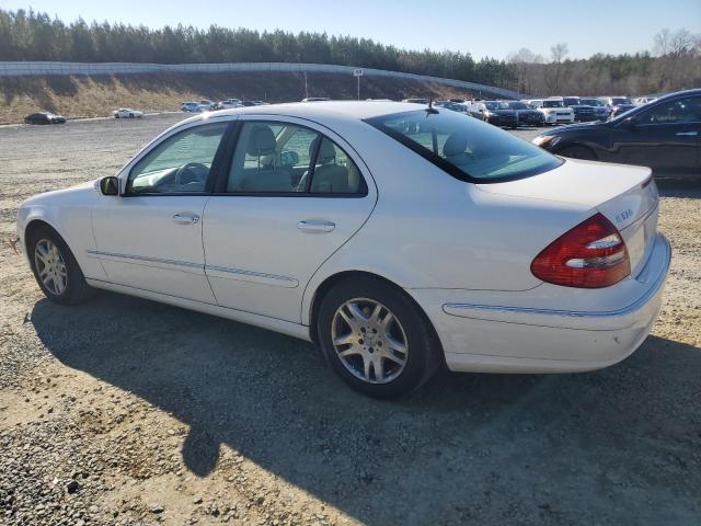 WDBUF65J63A274661 - 2003 MERCEDES-BENZ E 320 WHITE photo 2