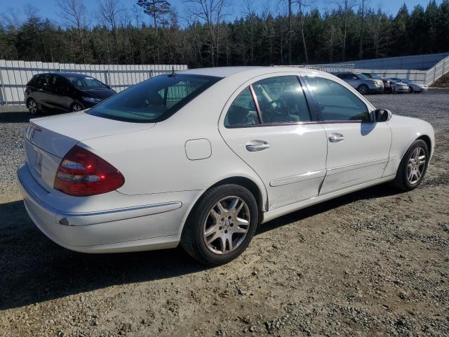 WDBUF65J63A274661 - 2003 MERCEDES-BENZ E 320 WHITE photo 3