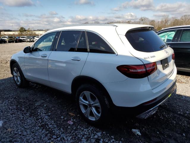 WDC0G4JB7JV060052 - 2018 MERCEDES-BENZ GLC 300 WHITE photo 2