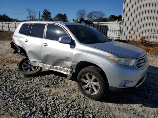 5TDZA3EH4DS034403 - 2013 TOYOTA HIGHLANDER BASE SILVER photo 4