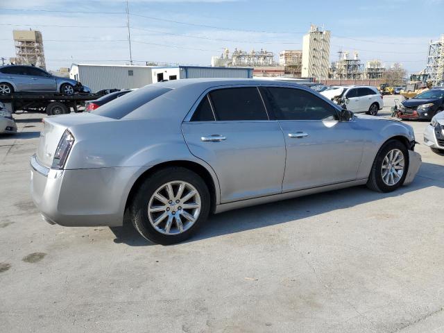 2C3CA5CG9BH546475 - 2011 CHRYSLER 300 LIMITED SILVER photo 3