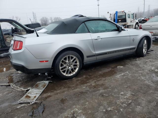 1ZVBP8EM9C5216108 - 2012 FORD MUSTANG SILVER photo 3