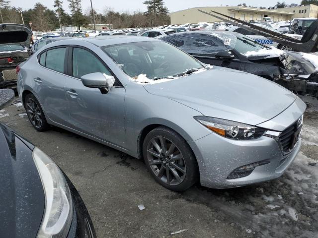 3MZBN1V37JM164604 - 2018 MAZDA 3 TOURING SILVER photo 4