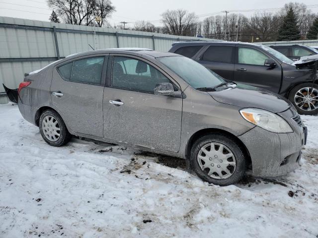 3N1CN7AP0DL844487 - 2013 NISSAN VERSA S GOLD photo 4