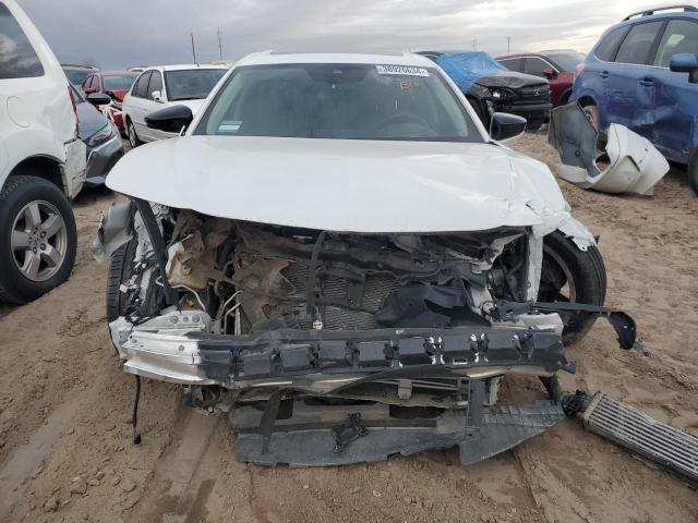 19UUB6F60MA000219 - 2021 ACURA TLX ADVANCE WHITE photo 5