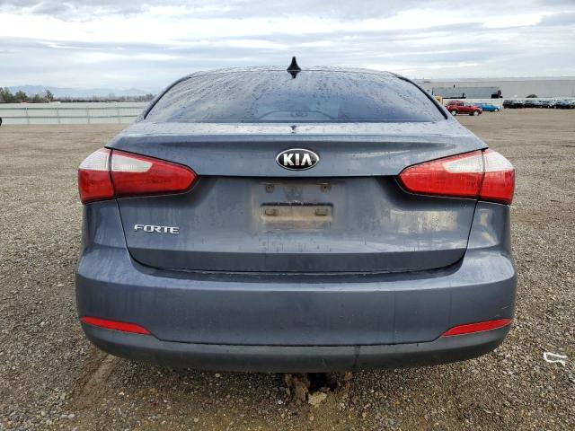 KNAFX4A65F5422404 - 2015 KIA FORTE LX BLUE photo 6