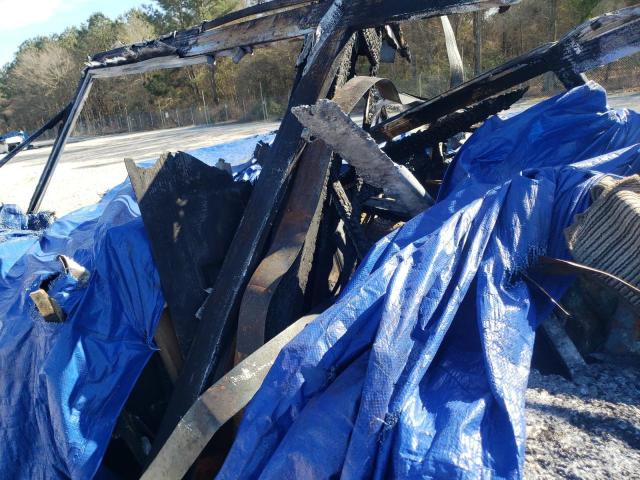 1FCNF53S930A01442 - 2003 FORD F550 SUPER DUTY STRIPPED CHASSIS BURN photo 6
