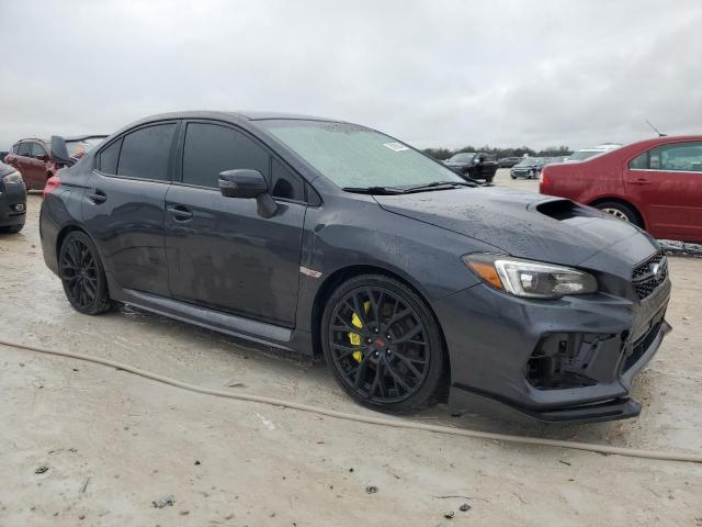 JF1VA2M63J9826745 - 2018 SUBARU WRX STI GRAY photo 4