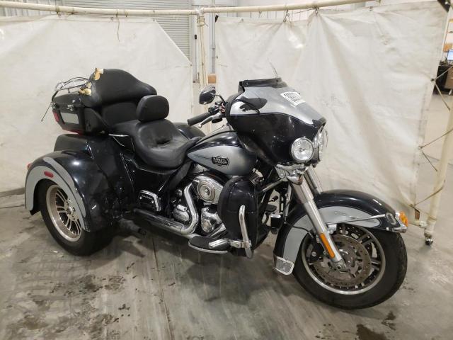 2013 HARLEY-DAVIDSON FLHTCUTG TRI GLIDE ULTRA CLASSIC, 