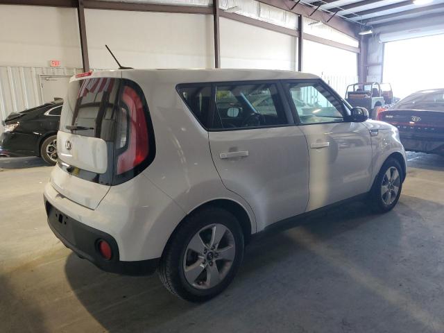 KNDJN2A29K7025412 - 2019 KIA SOUL WHITE photo 3