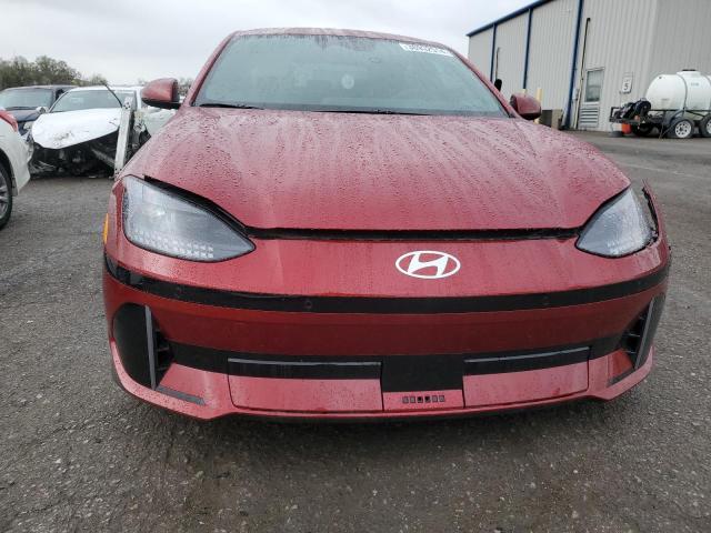 KMHM34AC6PA019693 - 2023 HYUNDAI IONIQ 6 SEL BURGUNDY photo 5