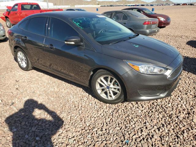 1FADP3F22GL246649 - 2016 FORD FOCUS SE CHARCOAL photo 4