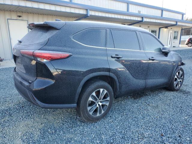 5TDGZRAH2MS032352 - 2021 TOYOTA HIGHLANDER XLE BLACK photo 3