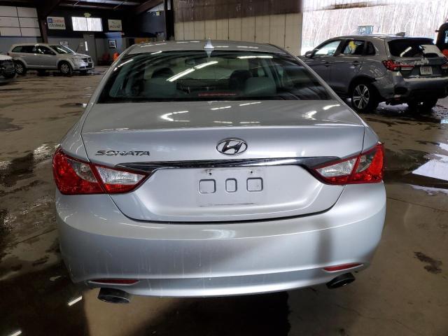 5NPEC4AC1BH279980 - 2011 HYUNDAI SONATA SE SILVER photo 6