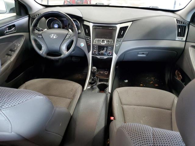 5NPEC4AC1BH279980 - 2011 HYUNDAI SONATA SE SILVER photo 8