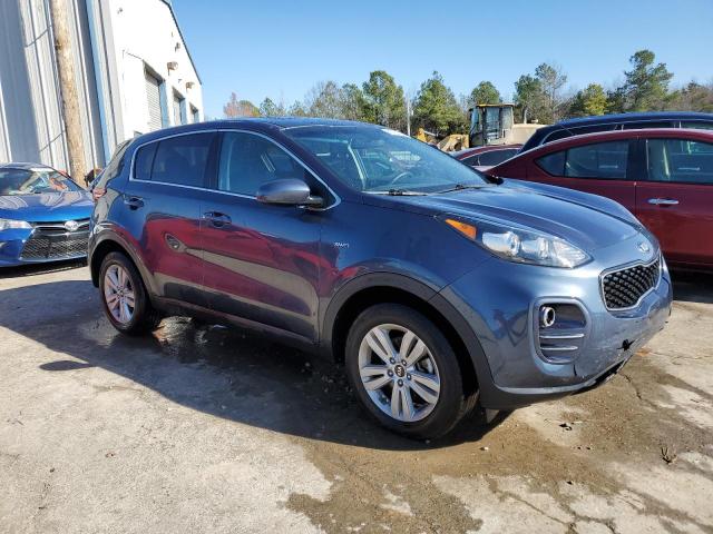 KNDPMCAC4J7444665 - 2018 KIA SPORTAGE LX BLUE photo 4