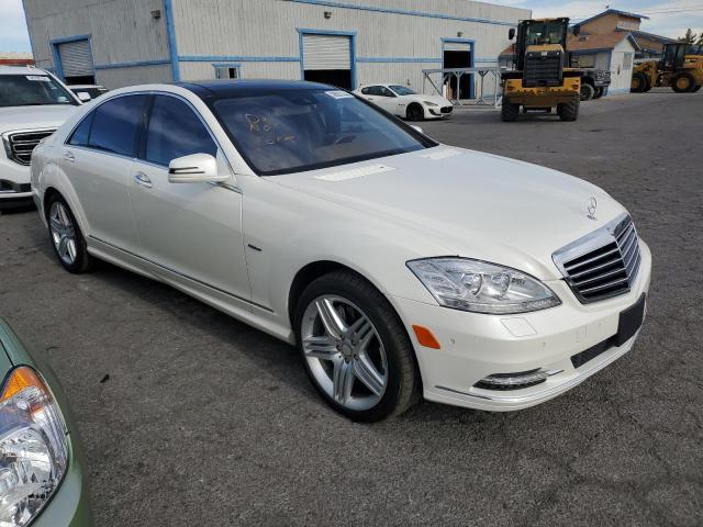 WDDNG7DBXCA477951 - 2012 MERCEDES-BENZ S 550 WHITE photo 4