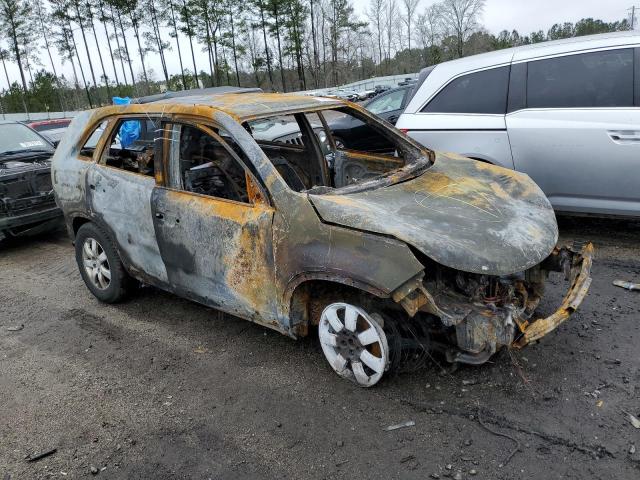 5XYKT4A1XBG177327 - 2011 KIA SORENTO BASE BURN photo 4