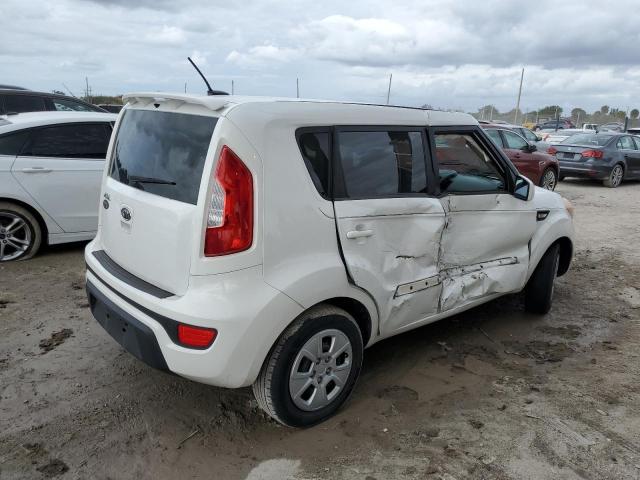 KNDJT2A51C7356311 - 2012 KIA SOUL WHITE photo 3