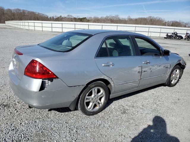 1HGCM563X7A096547 - 2007 HONDA ACCORD SE SILVER photo 3