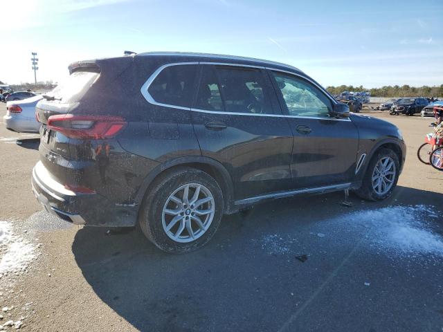 5UXCR6C56KLL09095 - 2019 BMW X5 XDRIVE40I BLACK photo 3