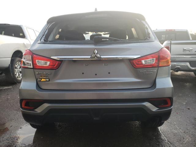 JA4AP3AU2JU014182 - 2018 MITSUBISHI OUTLANDER ES GRAY photo 6