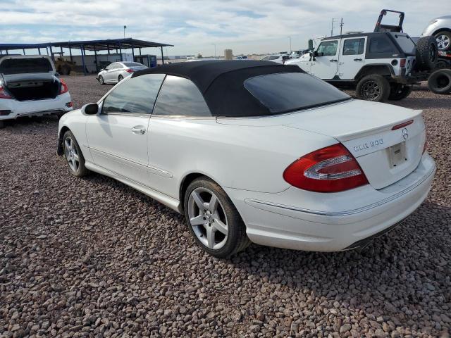 WDBTK75G35T047386 - 2005 MERCEDES-BENZ CLK 500 WHITE photo 2