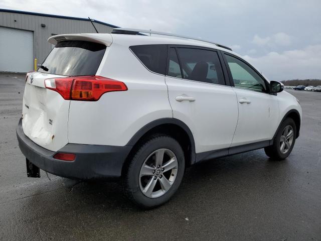 JTMRFREVXFD160595 - 2015 TOYOTA RAV4 XLE WHITE photo 3