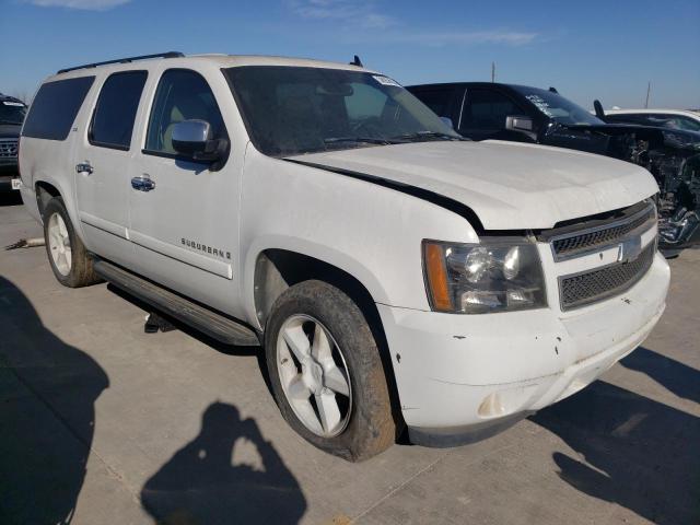 3GNFC16008G200521 - 2008 CHEVROLET SUBURBAN C1500  LS WHITE photo 4