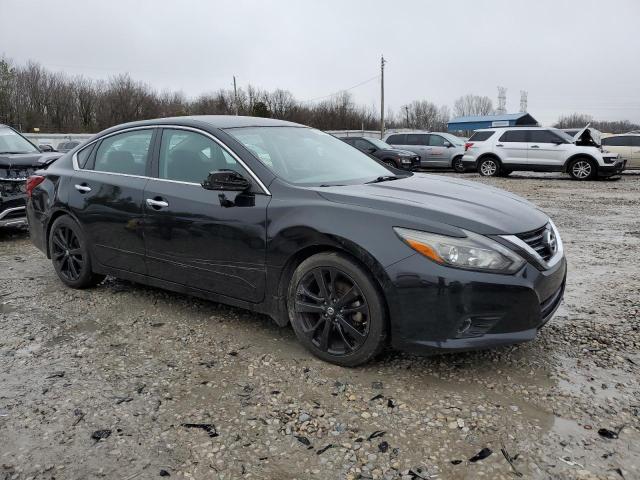 1N4AL3AP4HC238281 - 2017 NISSAN ALTIMA 2.5 BLACK photo 4