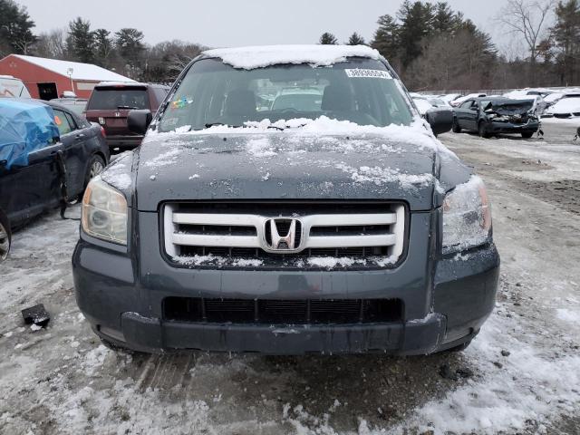 2HKYF18156H512935 - 2006 HONDA PILOT LX GRAY photo 5