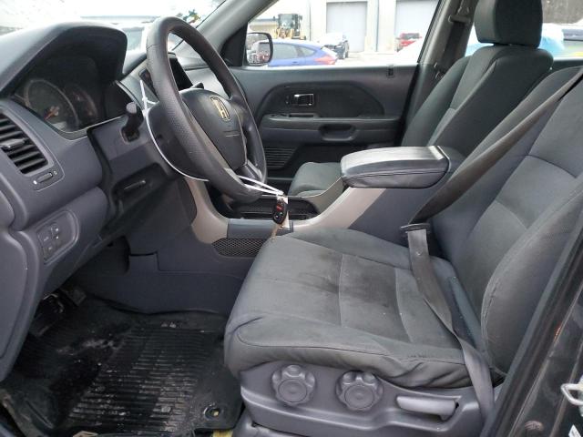 2HKYF18156H512935 - 2006 HONDA PILOT LX GRAY photo 7