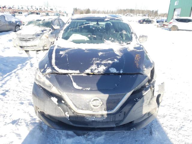 1N4AZ1CPXJC317394 - 2018 NISSAN LEAF S GRAY photo 5