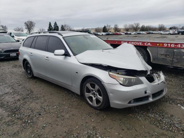 WBANN73557CN04430 - 2007 BMW 530 XIT SILVER photo 4