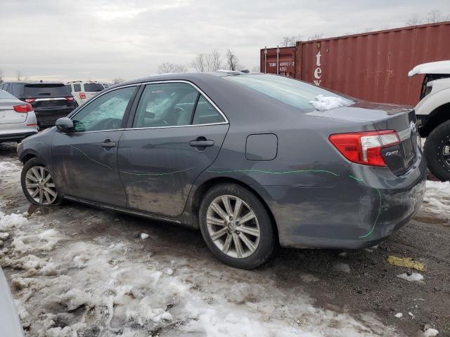 4T1BK1FKXEU026005 - 2014 TOYOTA CAMRY SE GRAY photo 2