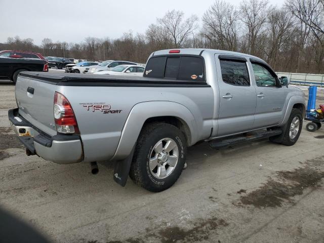 3TMMU4FN0BM034486 - 2011 TOYOTA TACOMA DOUBLE CAB LONG BED SILVER photo 3