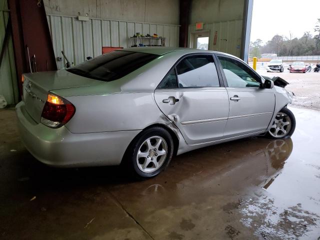 4T1BE32K15U413129 - 2005 TOYOTA CAMRY LE SILVER photo 3