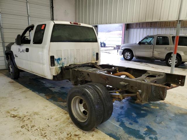 1GCJC39DX6E164418 - 2006 CHEVROLET SILVERADO C3500 WHITE photo 2