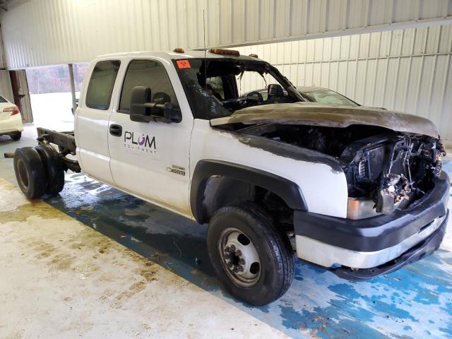 1GCJC39DX6E164418 - 2006 CHEVROLET SILVERADO C3500 WHITE photo 4