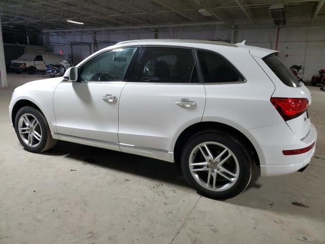 WA1C2AFP0HA068591 - 2017 AUDI Q5 PREMIUM WHITE photo 2