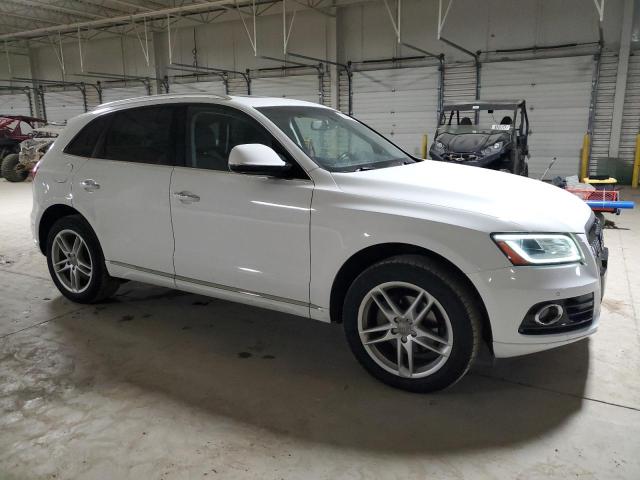 WA1C2AFP0HA068591 - 2017 AUDI Q5 PREMIUM WHITE photo 4