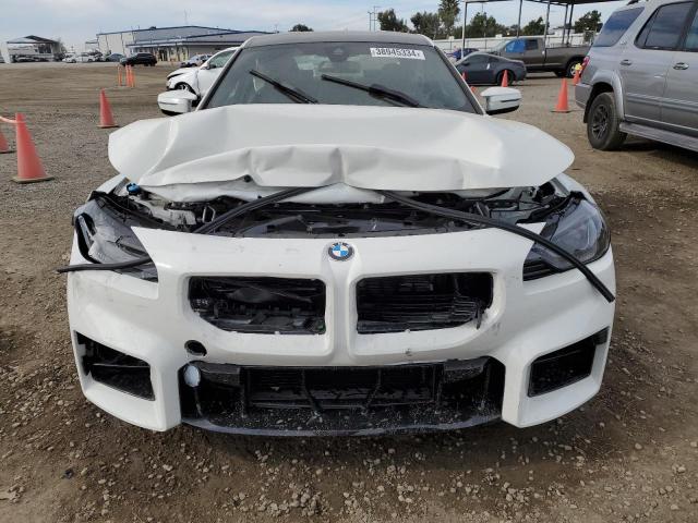 3MF13DM07P8D53703 - 2023 BMW M2 WHITE photo 5