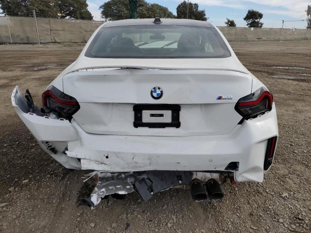 3MF13DM07P8D53703 - 2023 BMW M2 WHITE photo 6