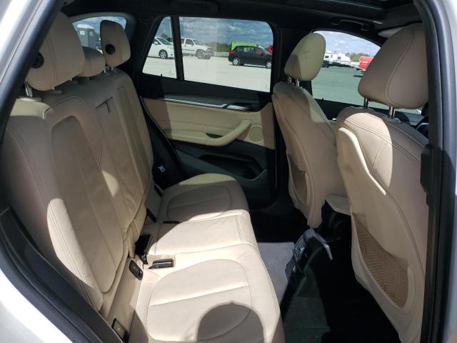 WBXHU7C34J5H44958 - 2018 BMW X1 SDRIVE2 WHITE photo 11