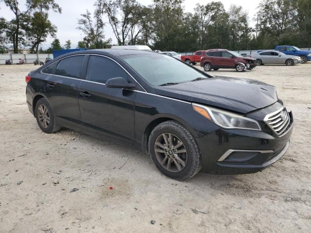 5NPE24AF3GH283095 - 2016 HYUNDAI SONATA SE BLACK photo 4