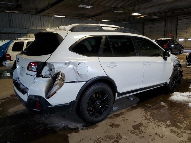 4S4BSANC0J3226739 - 2018 SUBARU OUTBACK 2.5I LIMITED WHITE photo 3