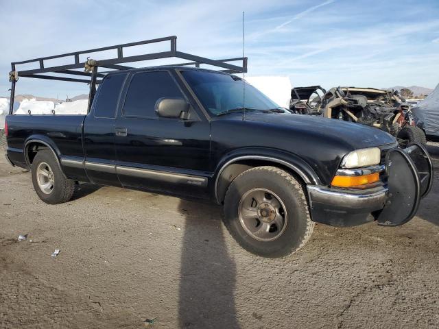 1GCCS19W728212645 - 2002 CHEVROLET S TRUCK S10 BLACK photo 4