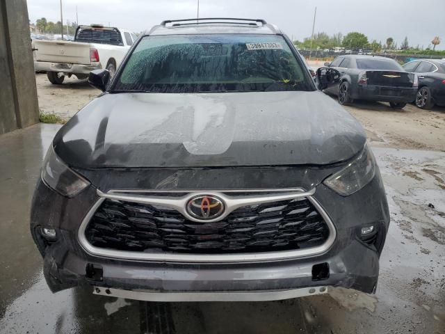 5TDHZRBH9NS240927 - 2022 TOYOTA HIGHLANDER XLE 灰色 照片 5