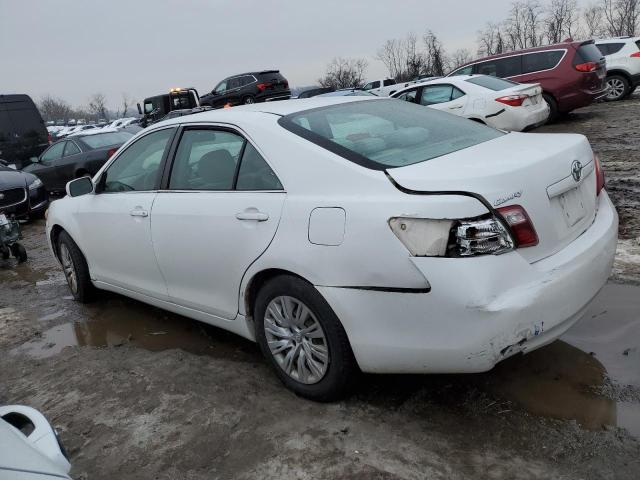 JTNBE46K873087175 - 2007 TOYOTA CAMRY CE WHITE photo 2